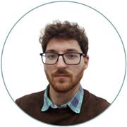 Profesor de escritura y redacción castellana con experiencia real en copywriting para una PYME y una agencia de marketing, imparto clases online. Graduado en Marketing e Investigación de Mercados, mis clases están diseñadas para aquellos que buscan mejora